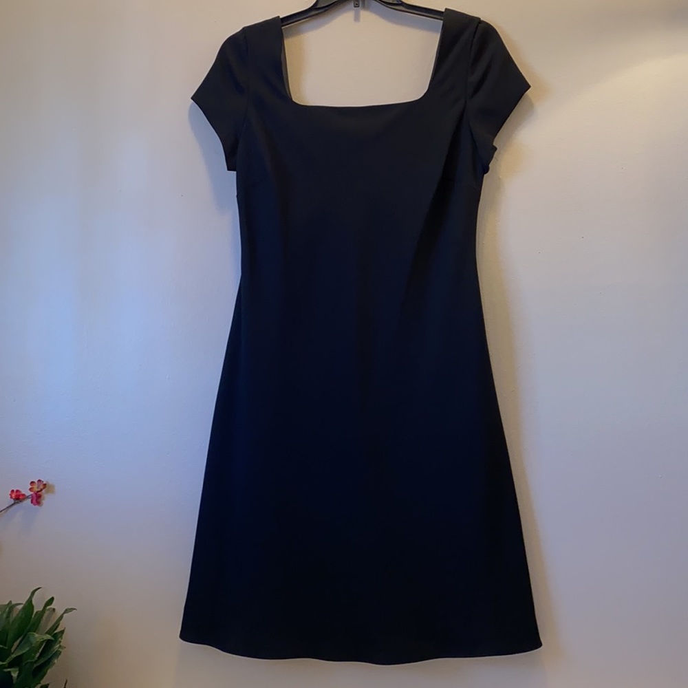 ✨ Evan Picone - Square neck A line dress.